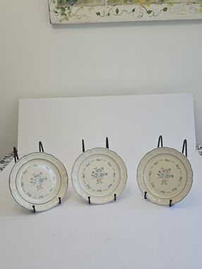 Vintage Cordella Set Of 3 Hand Decorated Floral Stoneware Salad Plates Japan